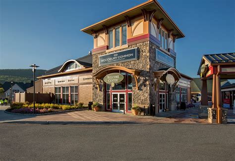 woodbury premium outlet fendi|fendi outlet woodbury.